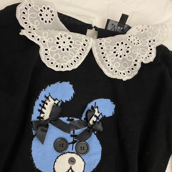 edgy bunny rag doll gothic oversized sweater with lolita babydoll lace collar - Picture 3 of 6